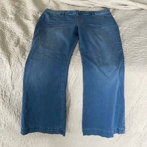 Laurie felt flare jeans